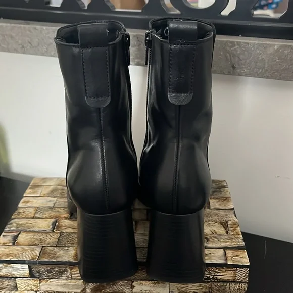 NEW GABOR Black Leather Platform Boots Block Heel Side Zipper Ankle - Size 5.5 - Picture 11 of 16